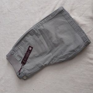 Gloria Vanderbilt grey shorts